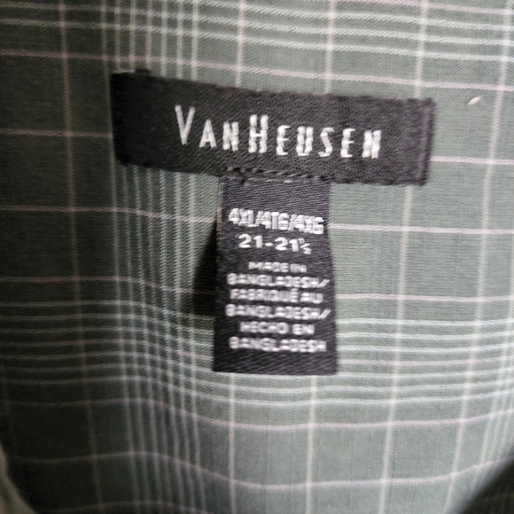 2 VanHeusen Big and Tall men's button down shirts 4x - Picture 2 of 11